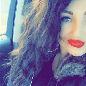 Meet your Posher, Jackie